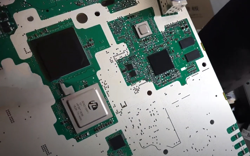 主板上的cpu